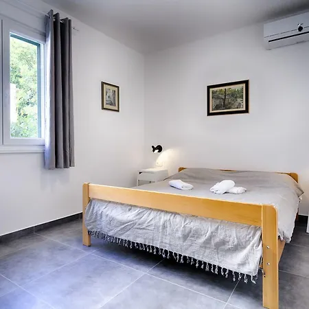 Komiza 1151e Apartment *